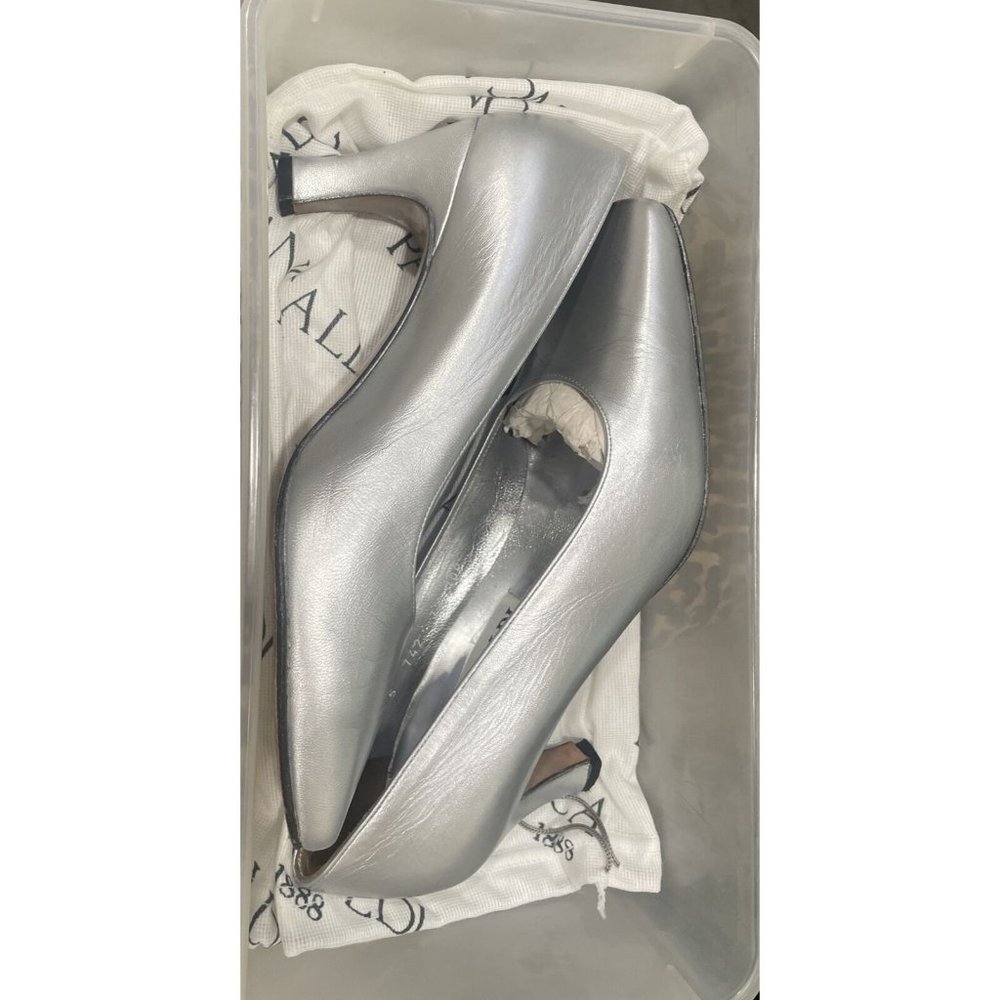 PANCALDI Italy Womens Chic Leather Heels Pumps Shoes Matt Silver Size 7.5 M Luxe